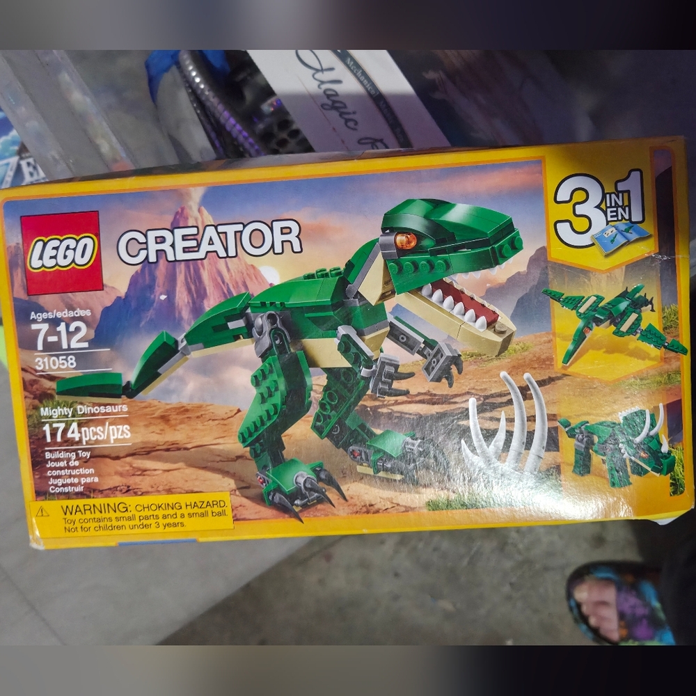 LEGO Creator Green and Yellow Dinosaur Set